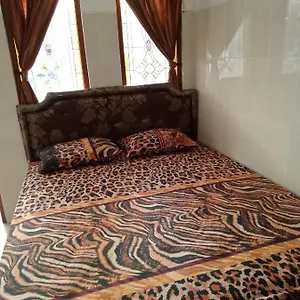 Habitación en casa particular Cempaka 2, Legian